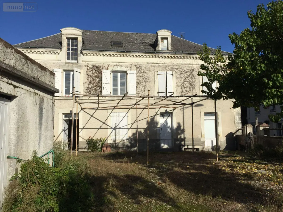 Immeuble de rapport a vendre Fléré-la-Rivière 36700 Indre 36 220 m2 8 pièces 169000 euros 1036472 / 1V 001