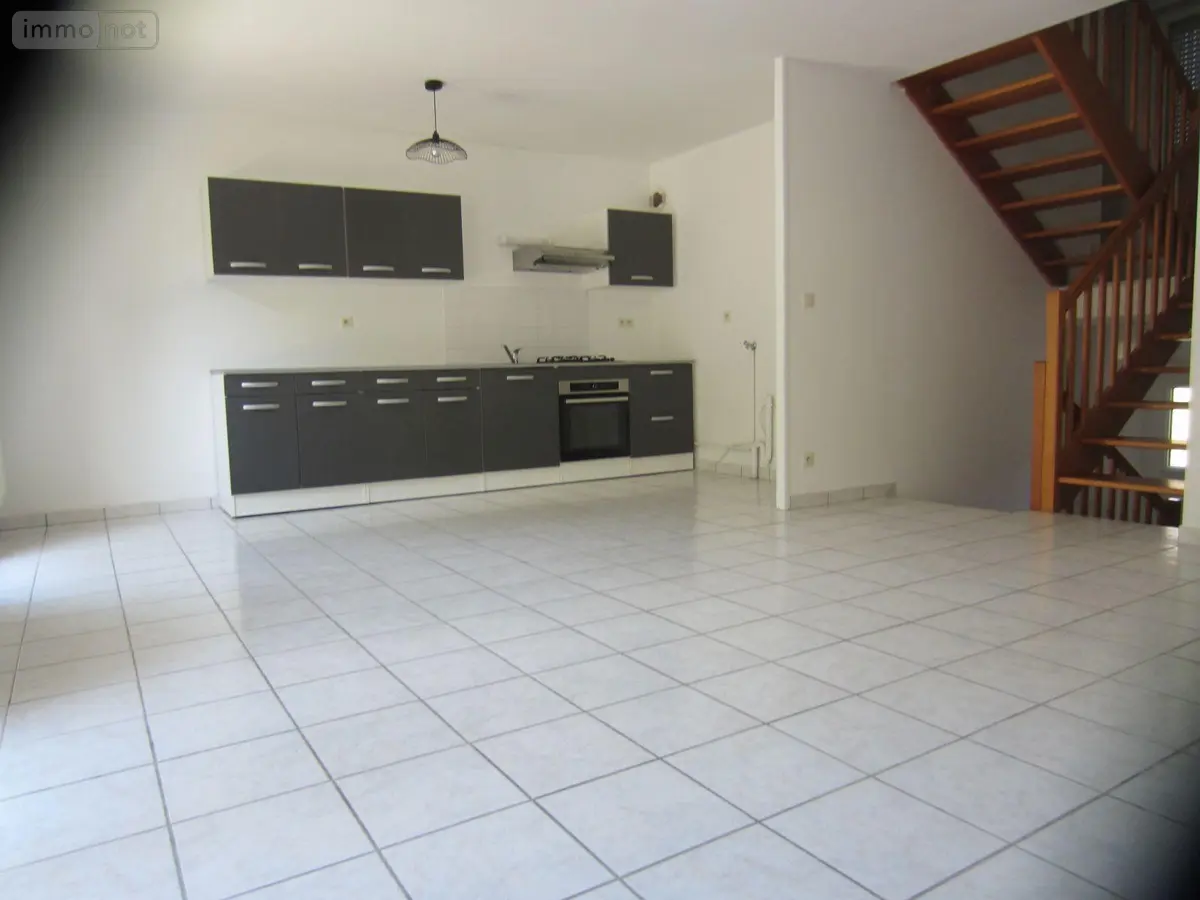 Location maison Le Mans 72000 Sarthe 72 85 m2 5 pièces 895 euros 001/1517 001