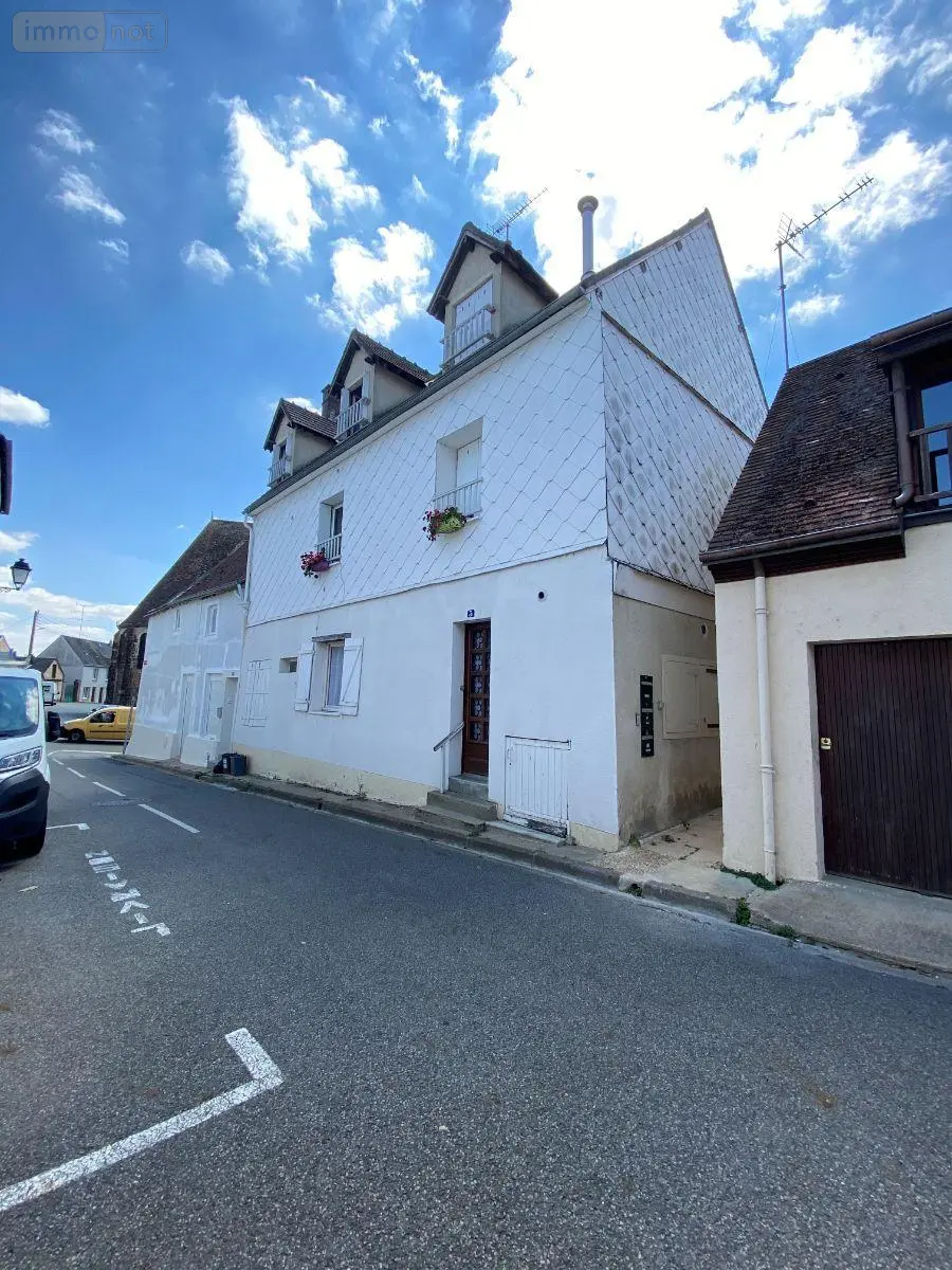 Immeuble de rapport a vendre Brou 28160 Eure-et-Loir 28 130 m2 194250 euros 211035BROU 001
