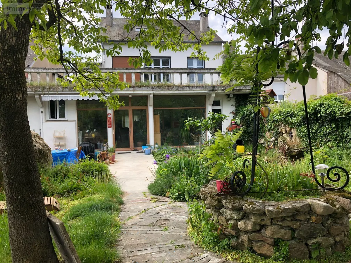 Maison a vendre Issoudun 36100 Indre 36 180 m2 7 pièces 168640 euros 11813/1209 001
