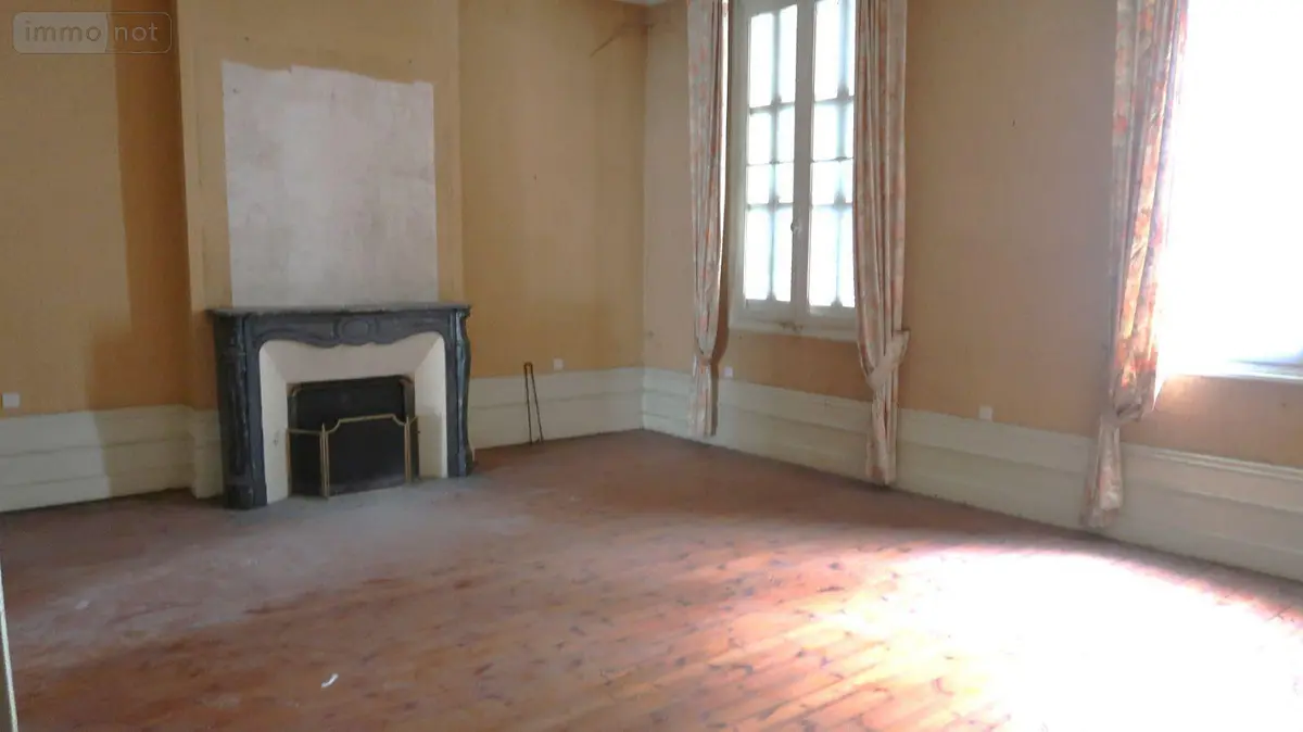 Immeuble de rapport a vendre Châtellerault 86100 Vienne 86 262000 euros 86024-IMMR2209 001