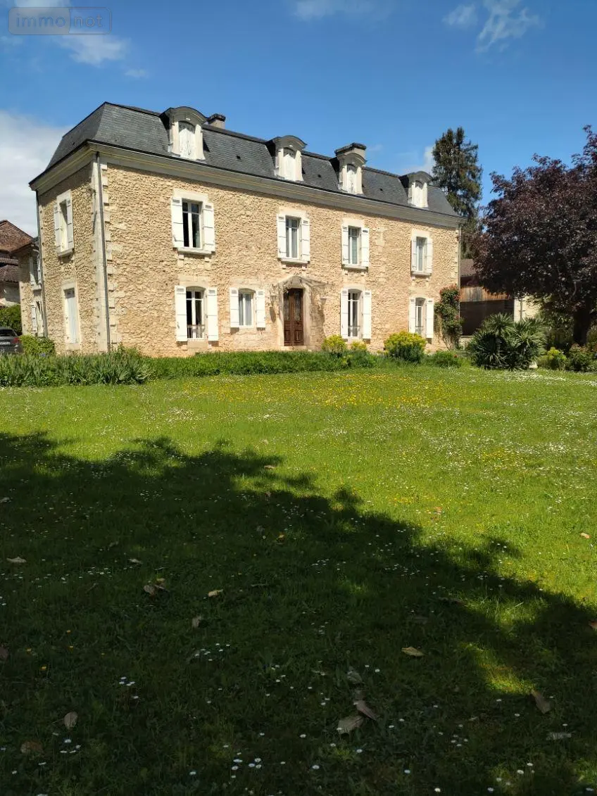 Propriete a vendre Annesse-et-Beaulieu 24430 Dordogne 24 314 m2 8 pièces 888000 euros 24001/VENT/544 001