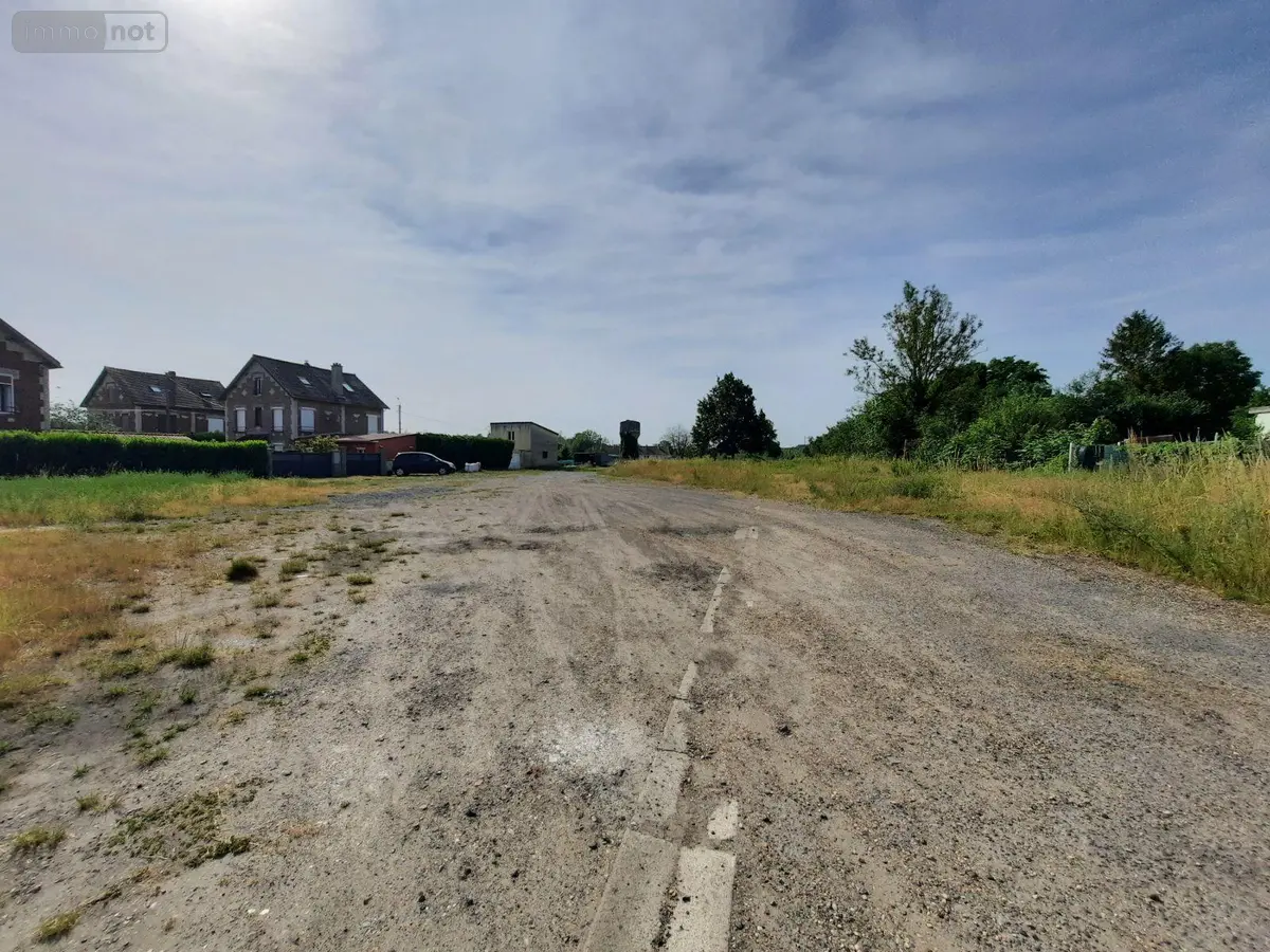 Terrain a batir a vendre Laon 02000 Aisne 02 152250 euros 02072/127 001