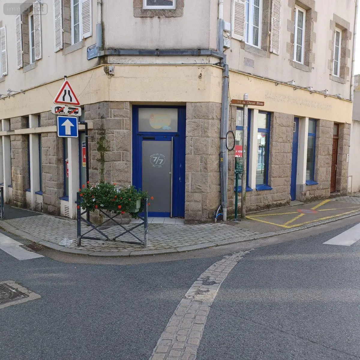 Fonds et murs commerciaux a vendre Saint-Pol-de-Léon 29250 Finistère 29 116 m2 4 pièces 157500 euros 29104-FMCO1002 001