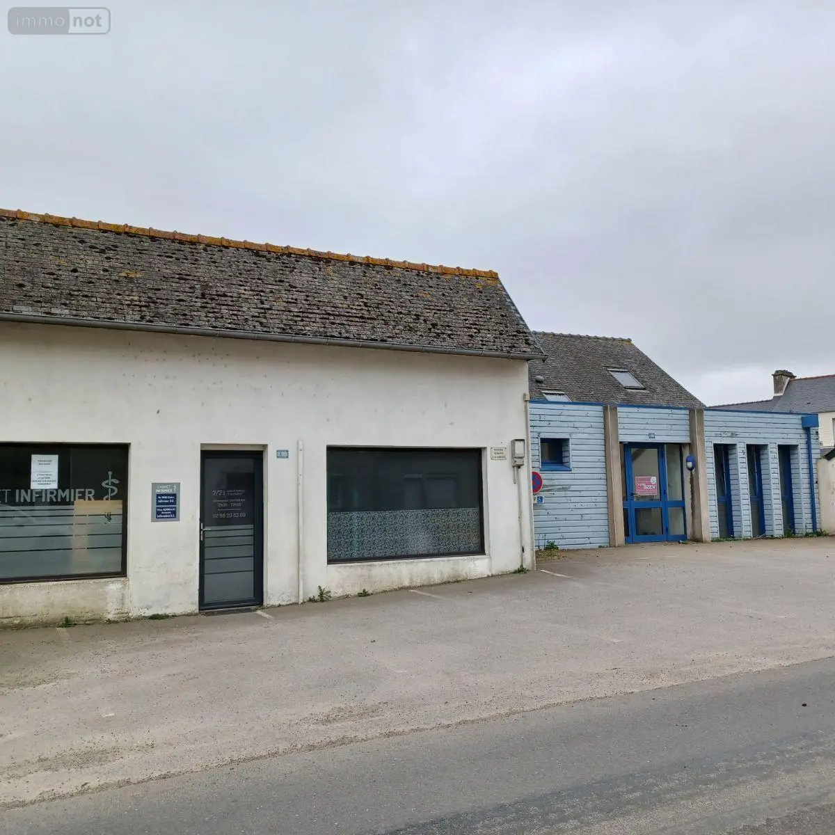 Fonds et murs commerciaux a vendre Plounéventer 29400 Finistère 29 271 m2 166700 euros 29104-FMCO1046 001