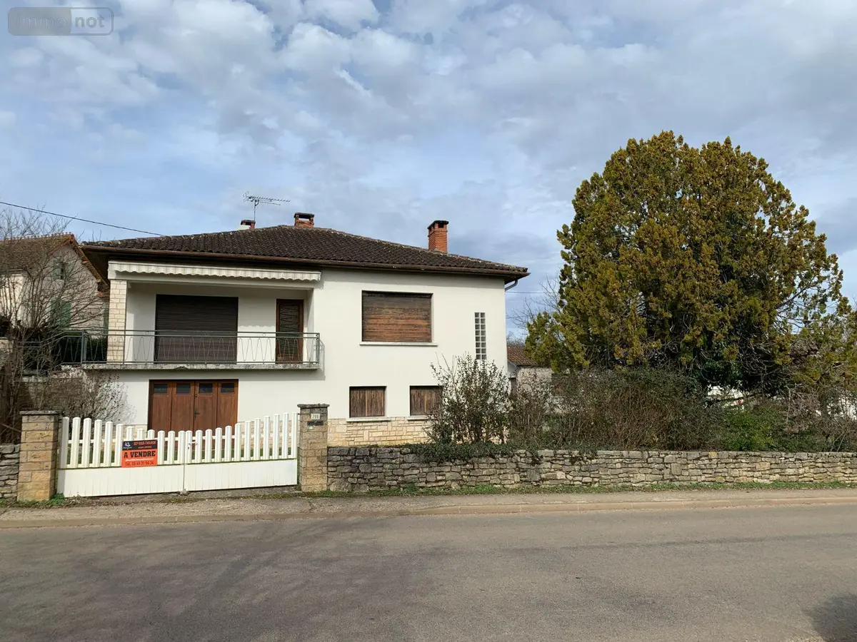 Maison a vendre Limogne-en-Quercy 46260 Lot 46 140 m2 6 pièces 163000 euros LI/613 001