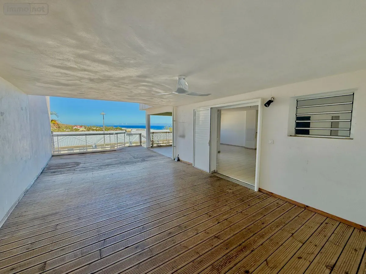 Appartement a vendre Saint-Gilles-les-Bains 97434 La Réunion 974 113 m2 4 pièces 610000 euros 97424/9 001