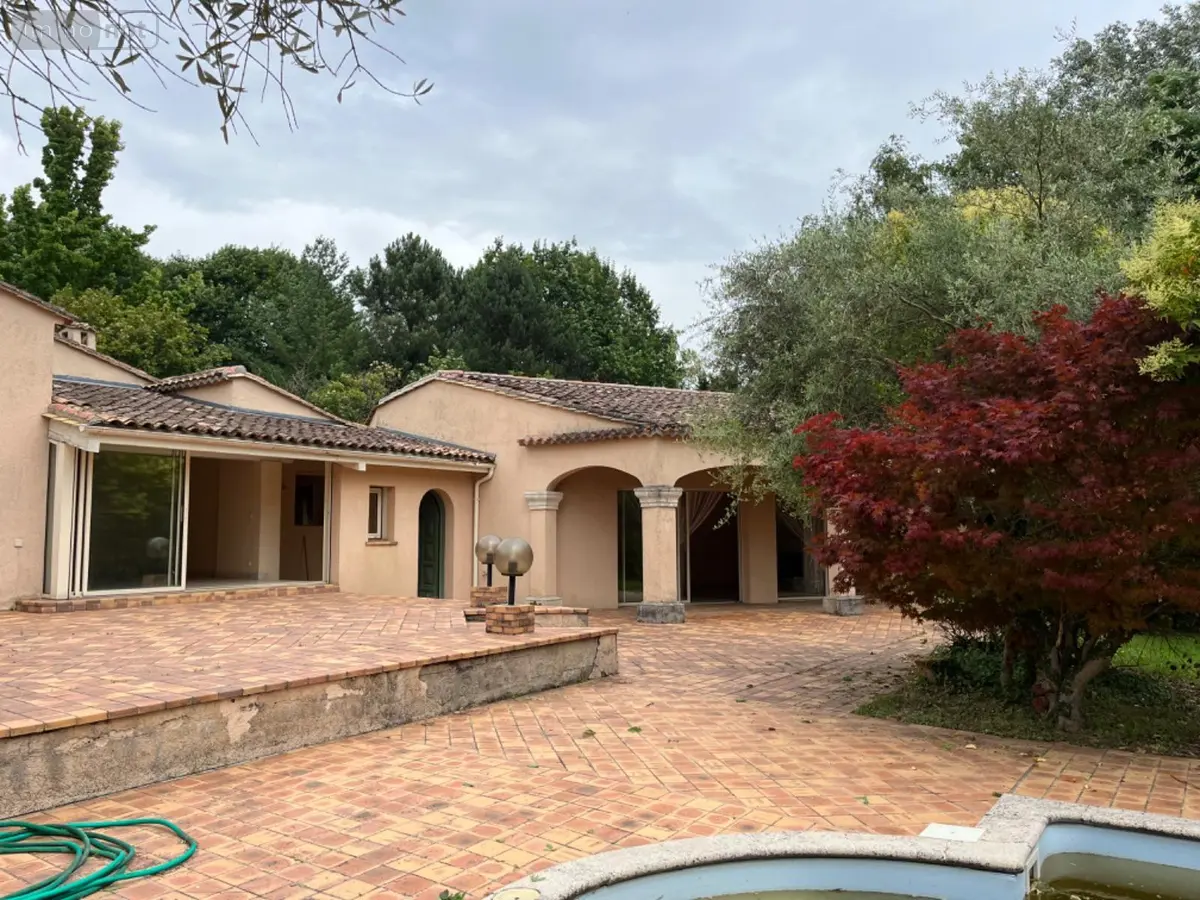 Maison a vendre Pugnac 33710 Gironde 33 218 m2 7 pièces 436800 euros 118/1536 001