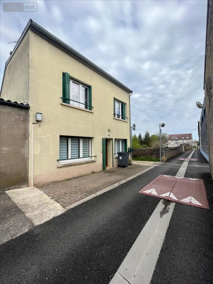 Maison a vendre Nogent 52800 Haute-Marne 52 130 m2 5 pièces 139200 euros 52020-1008235 001