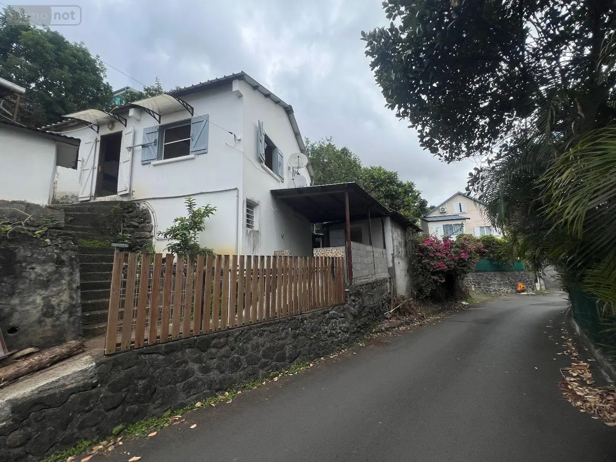 Maison a vendre Sainte-Marie 97438 La Réunion 974 155 m2 8 pièces 212300 euros 97405/79 001