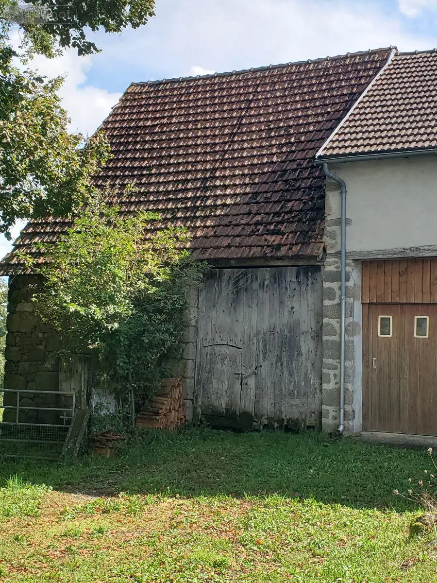 Bien agricole a vendre Saint-Fiel 23000 Creuse 23 14500 euros 10986/696 001