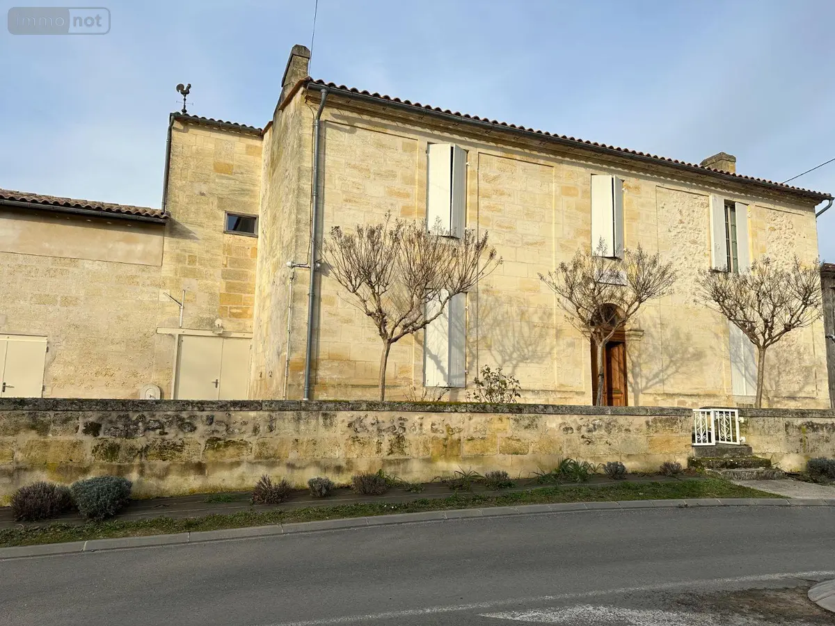 Maison a vendre Baurech 33880 Gironde 33 232 m2 8 pièces 348400 euros L-AP-572 001