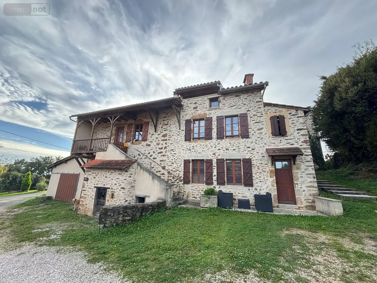 Immeuble de rapport a vendre Bagnac-sur-Célé 46270 Lot 46 180 m2 8 pièces 239900 euros 46030/IMMR/504 001
