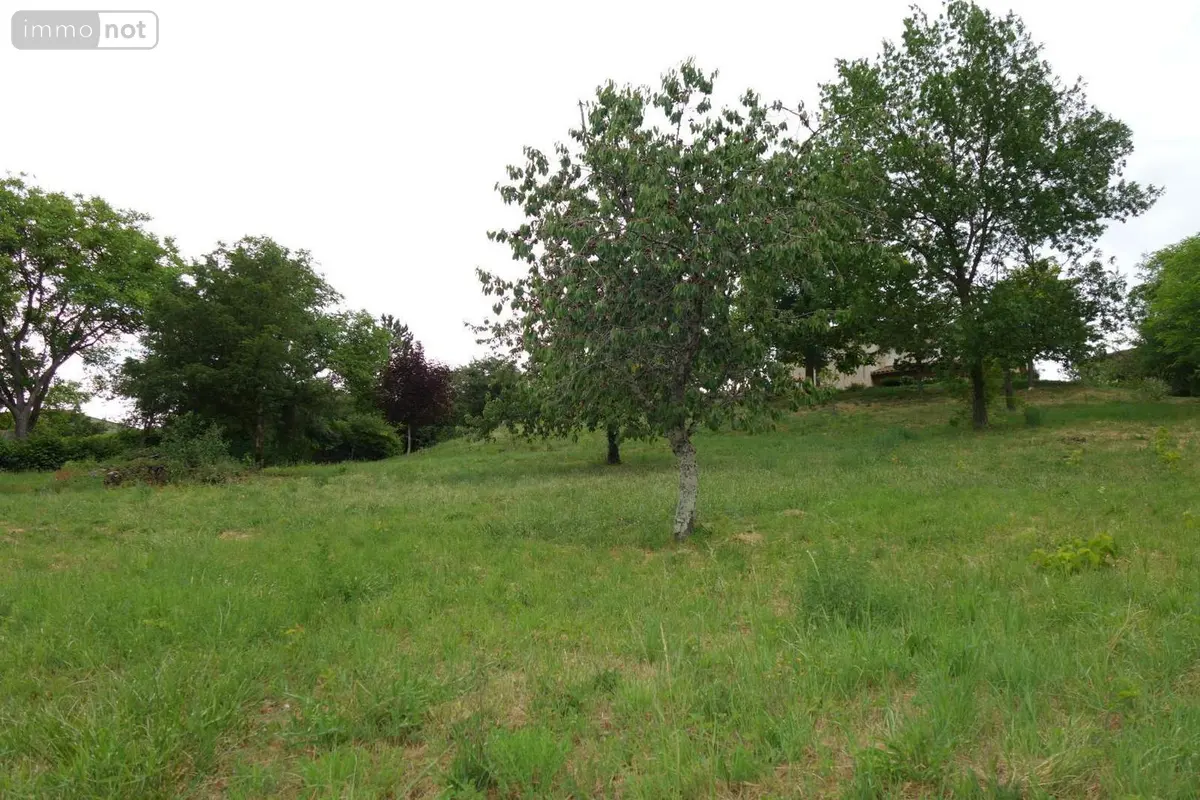Terrain a batir a vendre Mâcon 71000 Saône-et-Loire 71 815 m2 124000 euros  TAB 79 001
