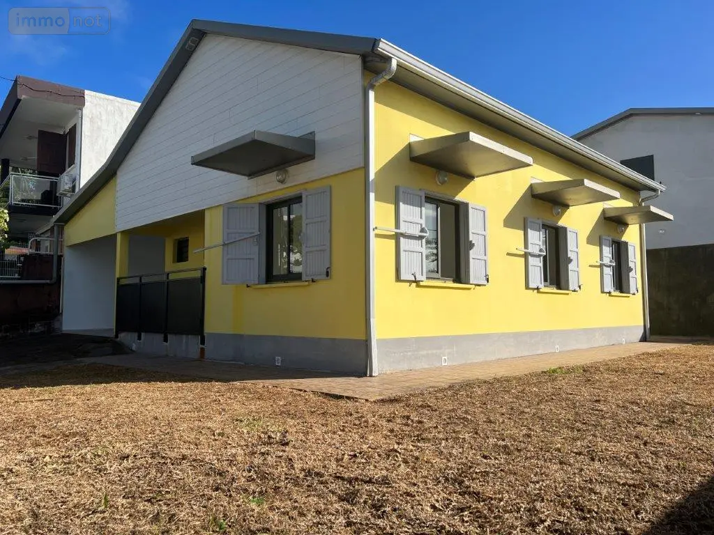 Location fonds et murs commerciaux Saint-André 97440 La Réunion 974 88 m2 1 pièce 1250 euros 97405/119 001