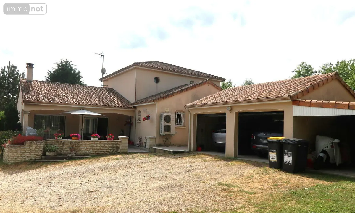 Maison a vendre Availles-en-Châtellerault 86530 Vienne 86 155 m2 7 pièces 295000 euros 86024-MAIS2361 001