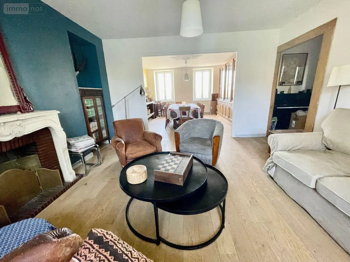 Immeuble de rapport a vendre Plouaret 22420 Côtes-d'Armor 22 245 m2 6 pièces 240694 euros B23/2025 001