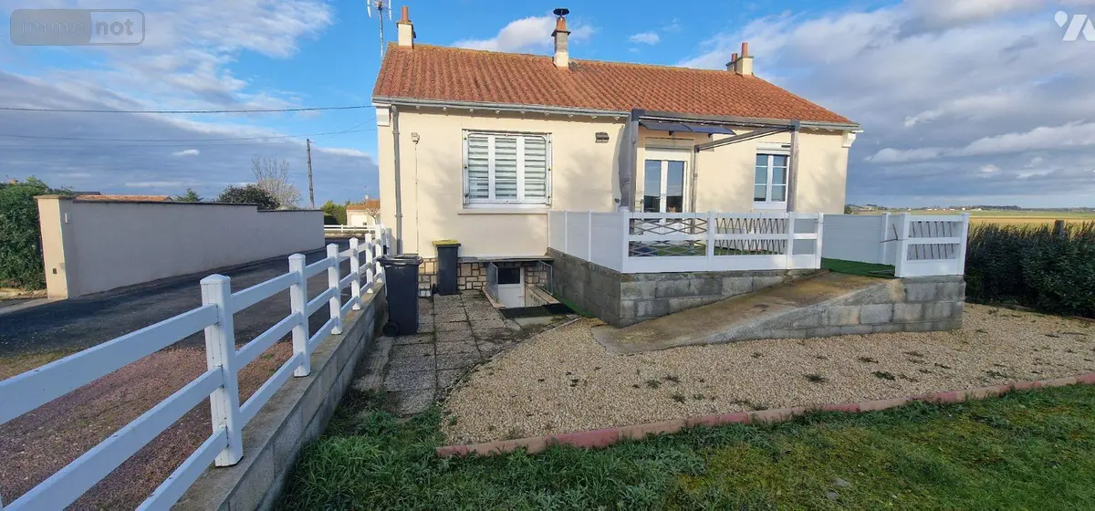 Maison a vendre Louzy 79100 Deux-Sèvres 79 66 m2 3 pièces 149000 euros 79/BB/524 001