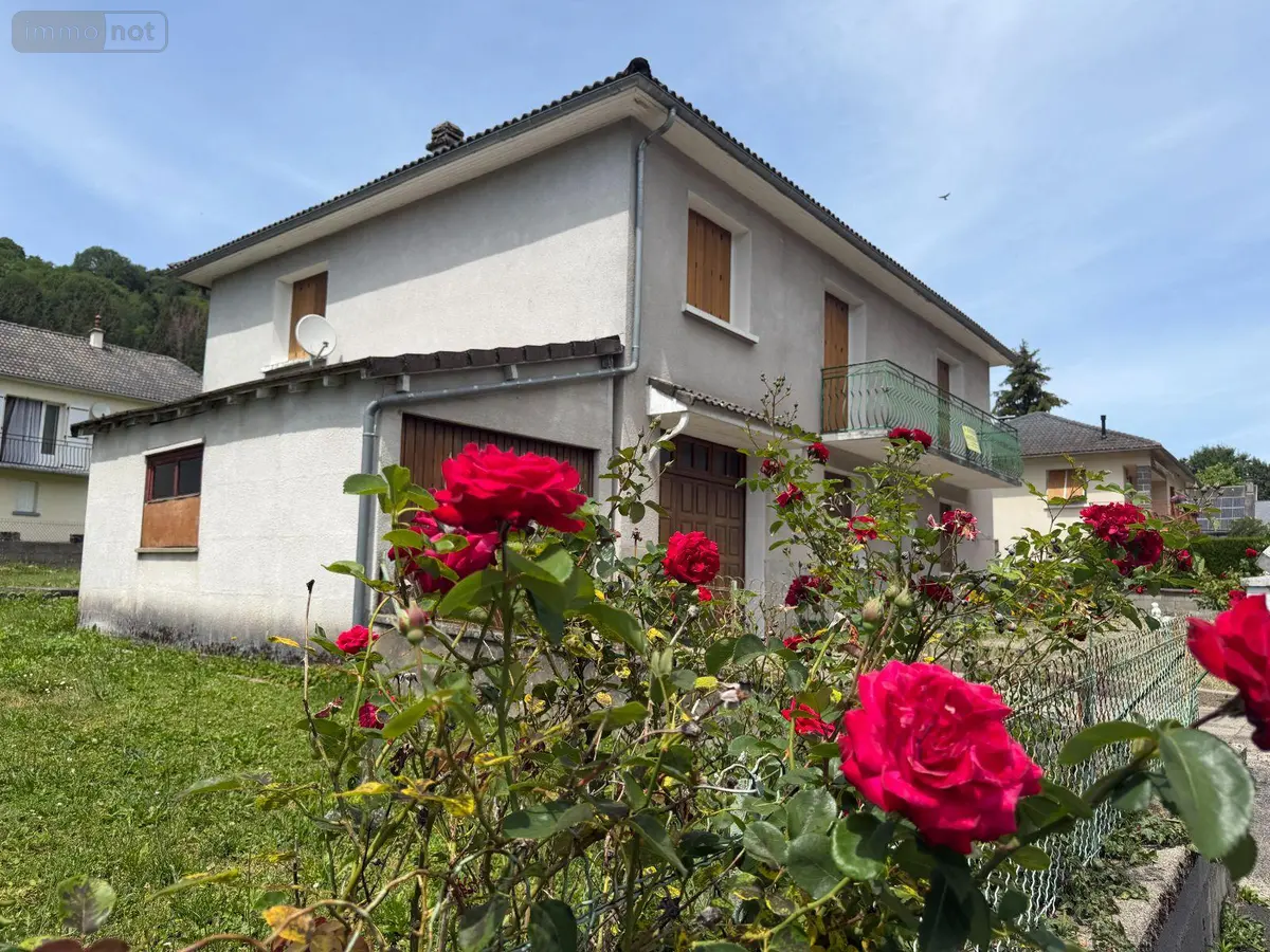 Maison a vendre Saint-Martin-Valmeroux 15140 Cantal 15 110 m2 6 pièces 95400 euros 15060/1196 001