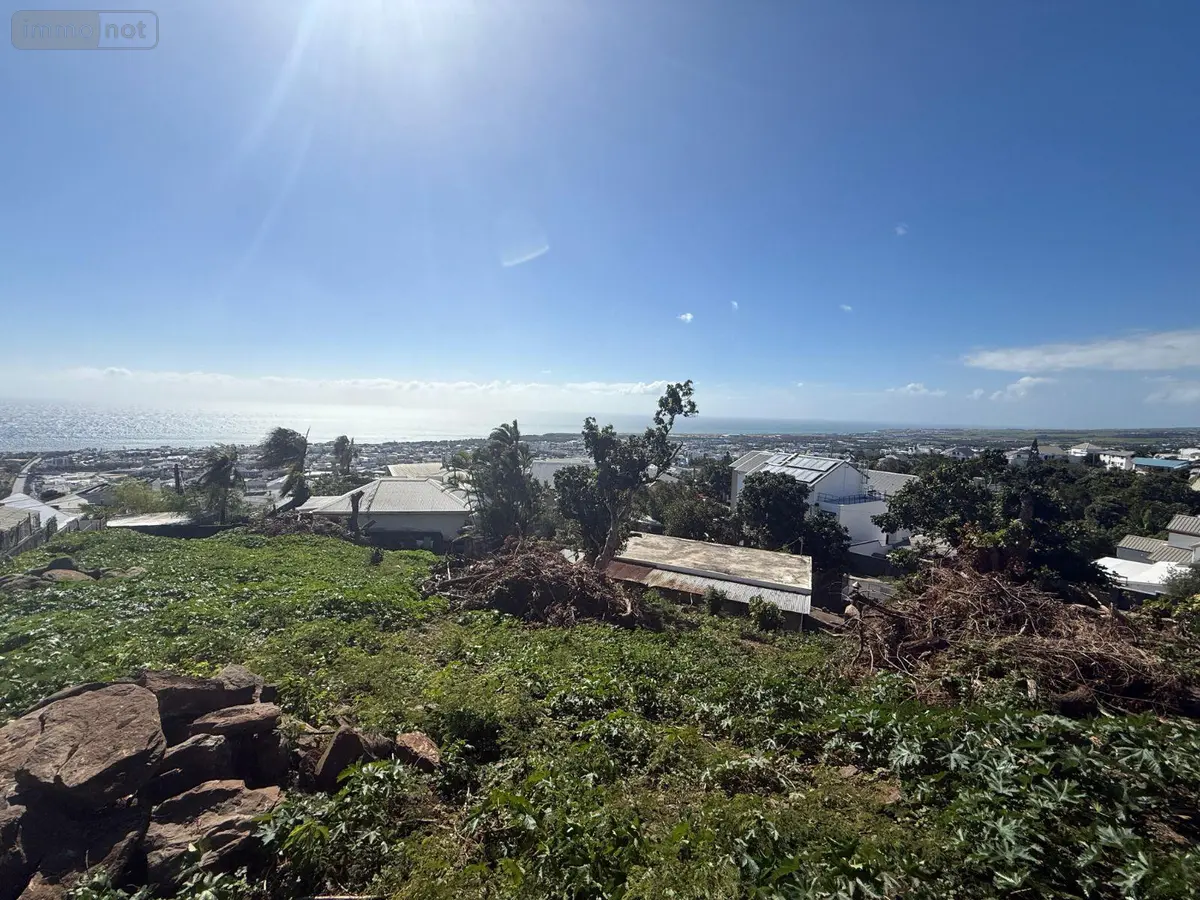 Terrain a batir a vendre Saint-Denis 97400 La Réunion 974 267500 euros 97424/122 001