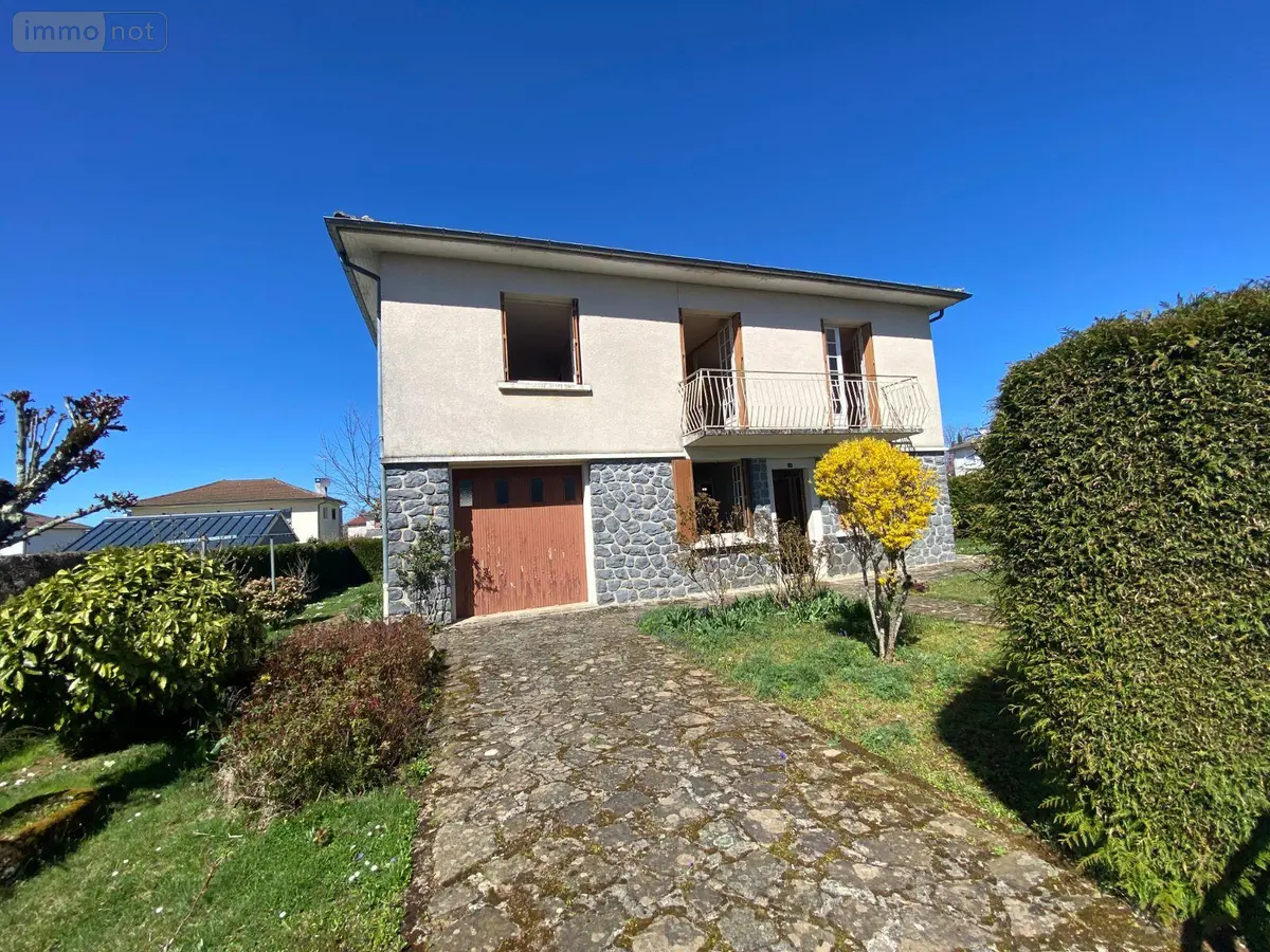 Maison a vendre Pleaux 15700 Cantal 15 93 m2 72080 euros 15060/1200 001