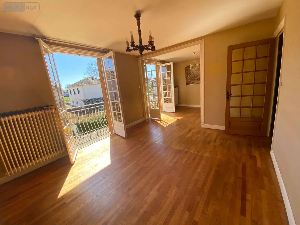 Maison a vendre Pleaux 15700 Cantal 15 93 m2 4 pièces 66780 euros 15060/1200 001