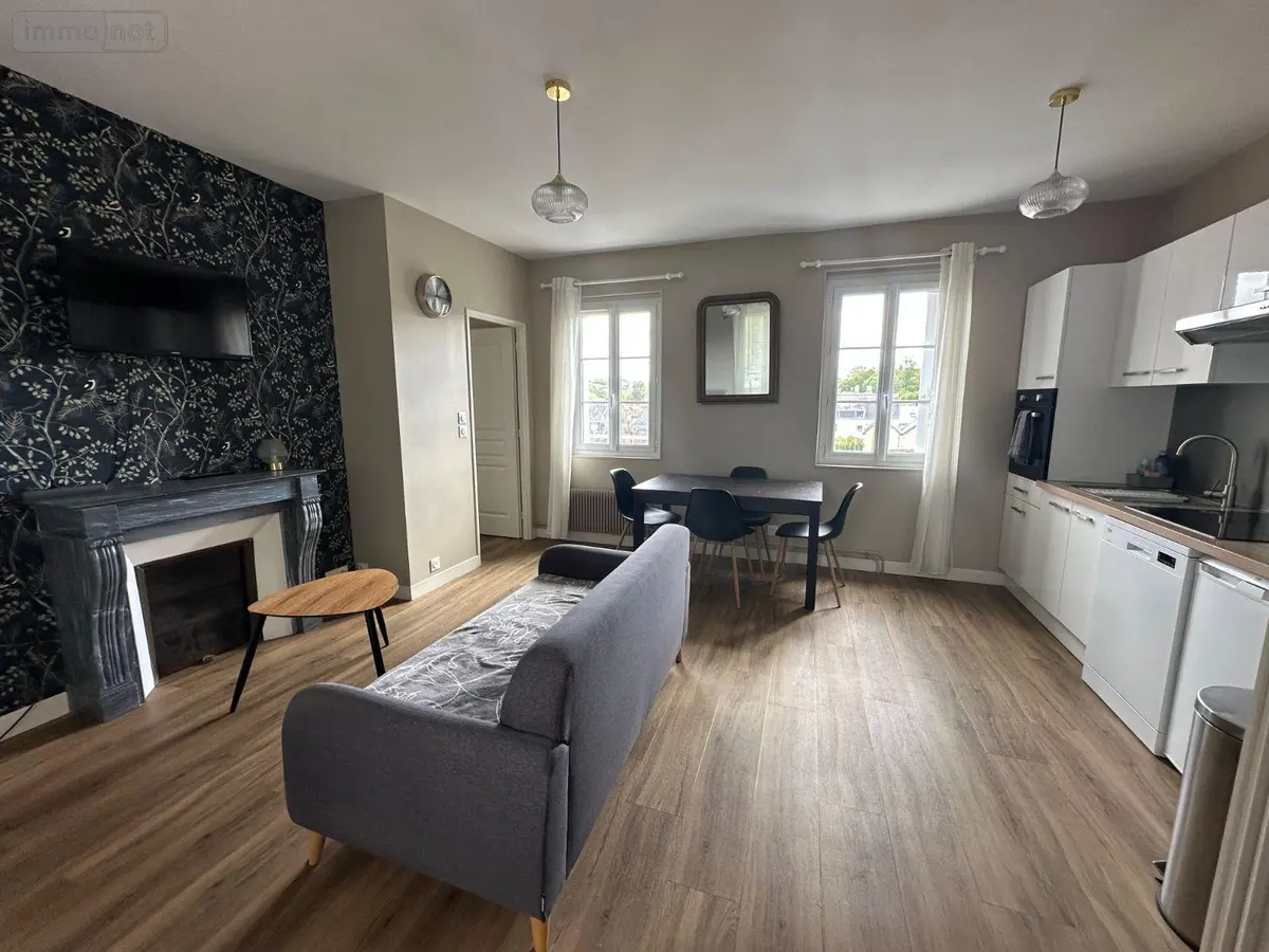Appartement a vendre Amboise 37400 Indre-et-Loire 37 64 m2 3 pièces 164333 euros 12101/1275 001