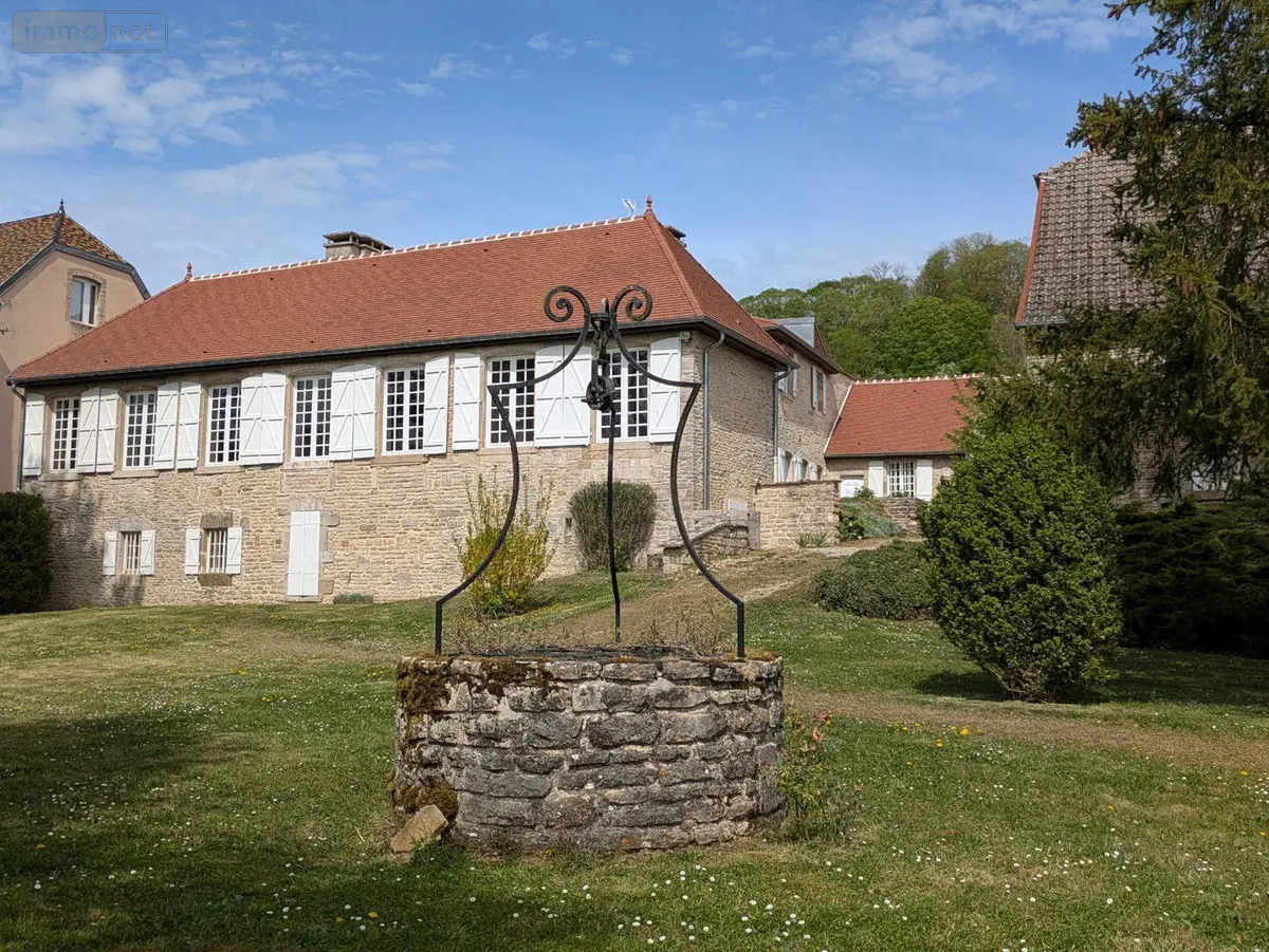 Propriete a vendre Montsaugeon 52190 Haute-Marne 52 235 m2 8 pièces 530000 euros 52020-35 001