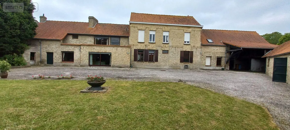 Propriete a vendre Bourbourg 59630 Nord 59 255 m2 8 pièces 607700 euros S5356 001