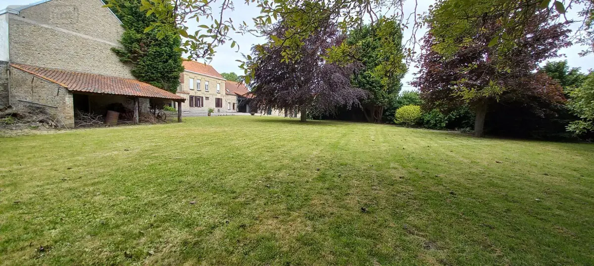 Propriete a vendre Bourbourg 59630 Nord 59 255 m2 8 pièces 607700 euros S5356 001