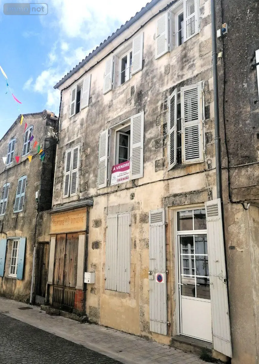Maison a vendre Marans 17230 Charente-Maritime 17 136 m2 5 pièces 249600 euros VD/592 001