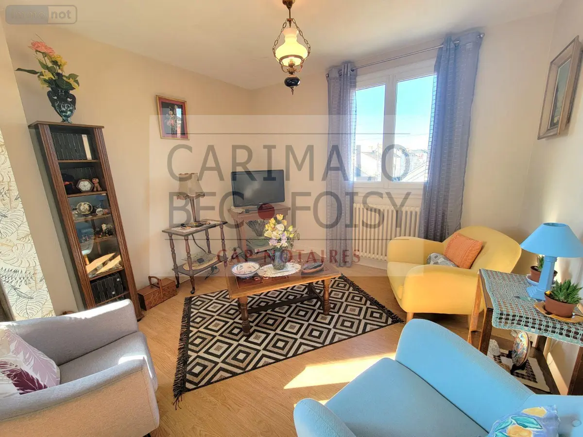 Appartement a vendre Châteaudun 28200 Eure-et-Loir 28 62 m2 3 pièces 76000 euros RC/879 001