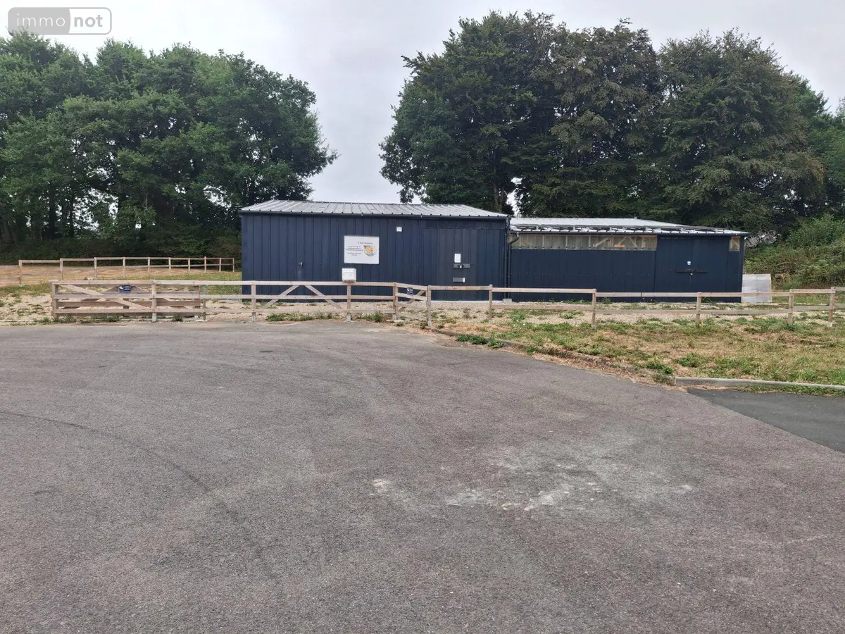 Fonds et murs commerciaux a vendre Coray 29370 Finistère 29 63600 euros 2473 001