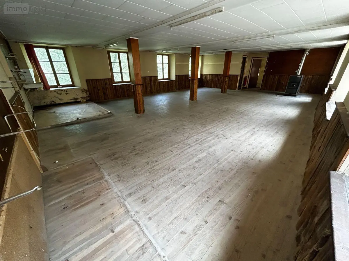Fonds et murs commerciaux a vendre Le Pont-de-Beauvoisin 38480 Isère 38 92 m2 1 pièce 59000 euros 73007-148 001