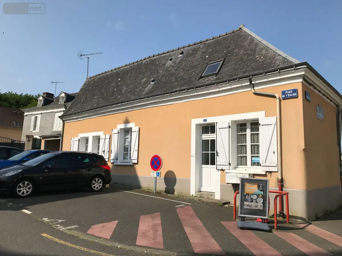 Immeuble de rapport a vendre Parigné-le-Pôlin 72330 Sarthe 72 152 m2 245575 euros 079/1976 001