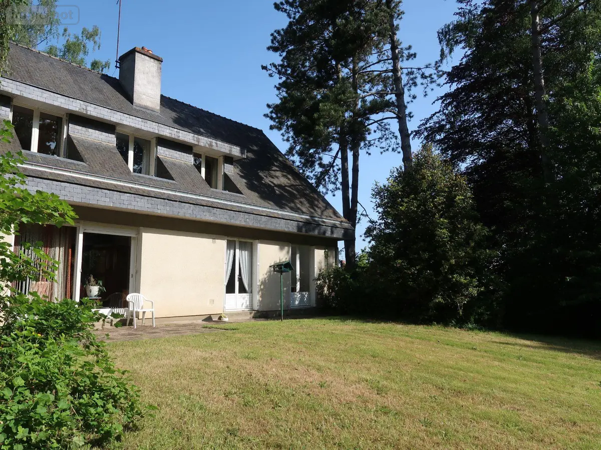 Location maison Pacé 35740 Ille-et-Vilaine 35 150 m2 6 pièces 1345 euros 050/67 001
