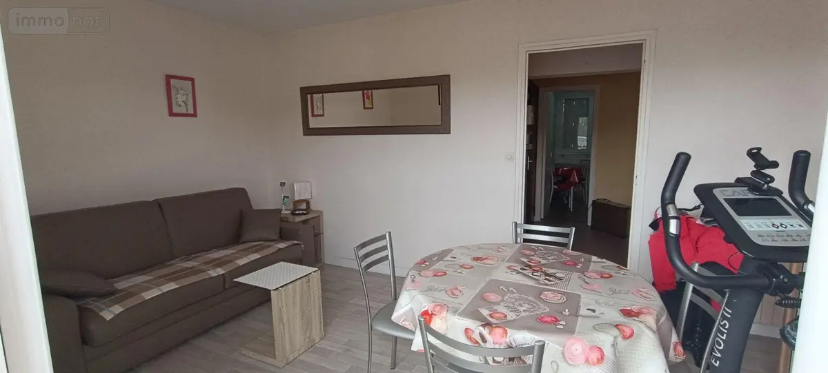 Location appartement Eu 76260 Seine-Maritime 76 31 m2 1 pièce 490 euros 76041/50 001