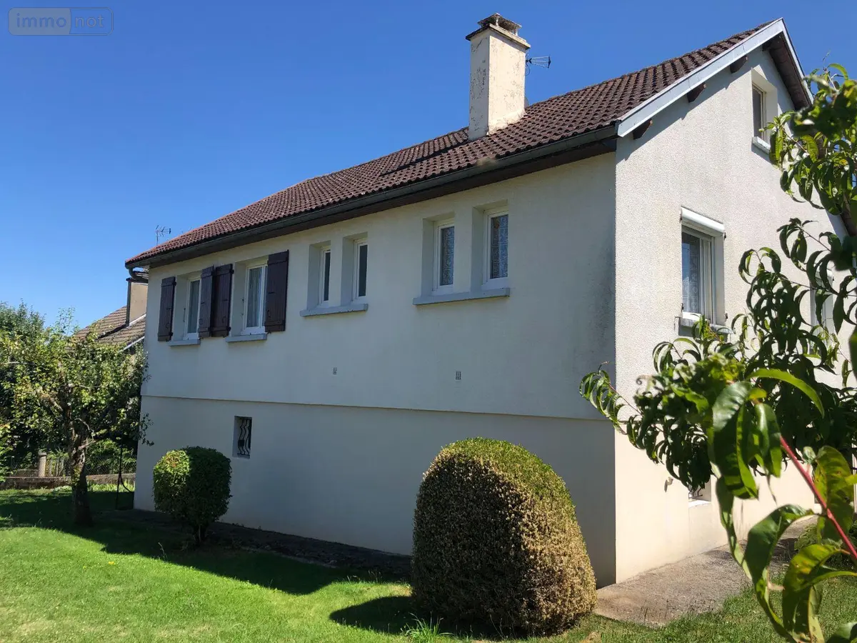 Maison a vendre Mauriac 15200 Cantal 15 105 m2 6 pièces 89000 euros 15060/1219 001