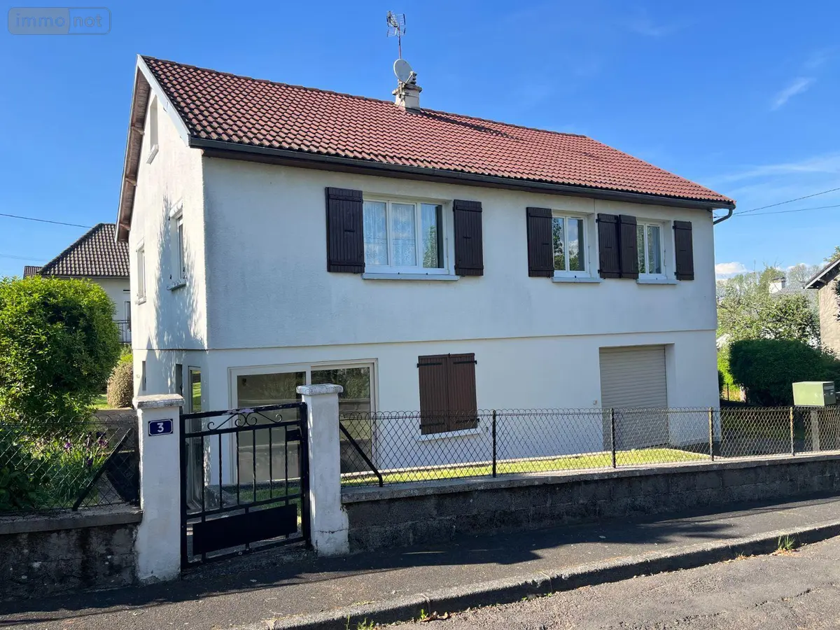 Maison a vendre Mauriac 15200 Cantal 15 105 m2 6 pièces 89000 euros 15060/1219 001