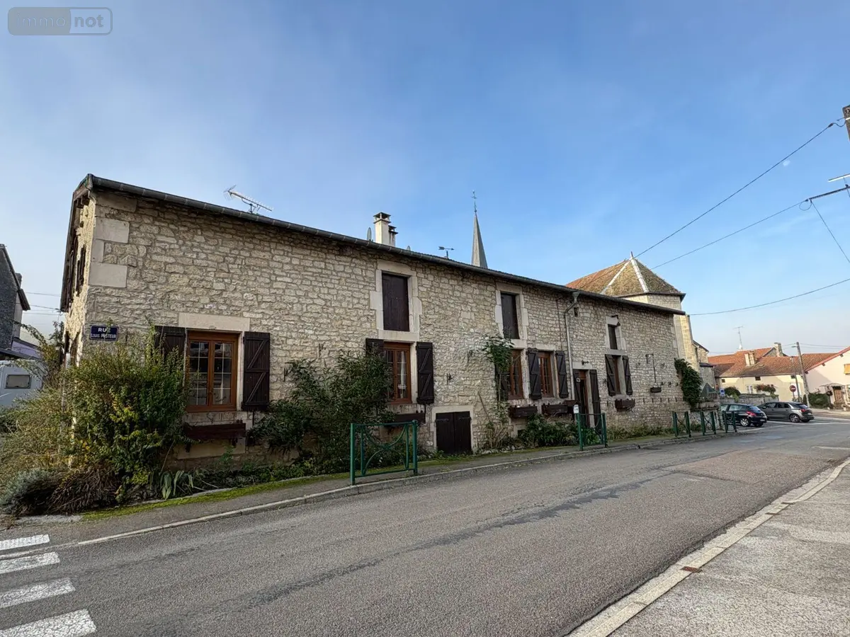 Maison a vendre Vecqueville 52300 Haute-Marne 52 187 m2 8 pièces 56320 euros JO/1019 001