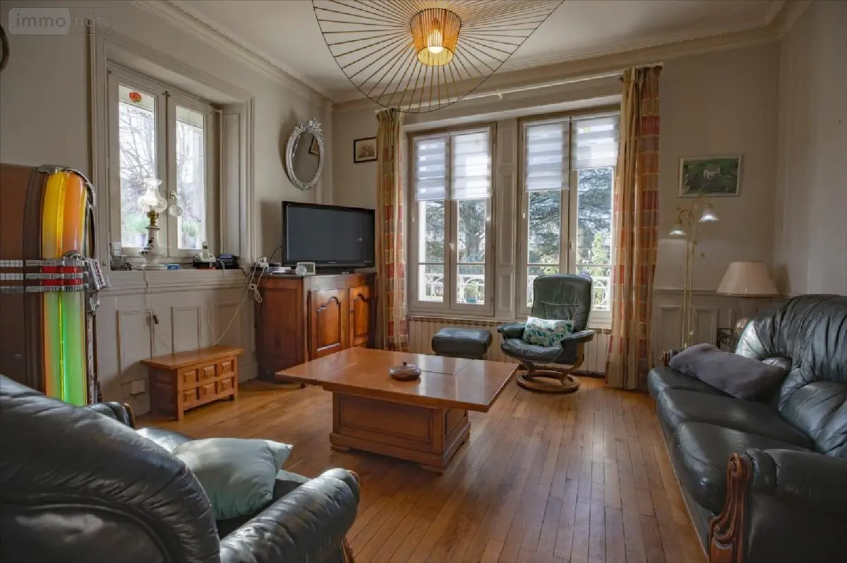 Maison a vendre Jussac 15250 Cantal 15 291 m2 10 pièces 362250 euros 15061-1079274 001