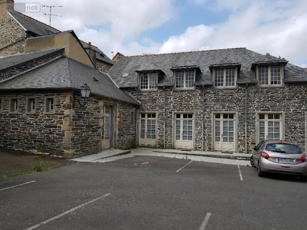 Maison a vendre Châteaugiron 35410 Ille-et-Vilaine 35 276 m2 624000 euros JG 104 001