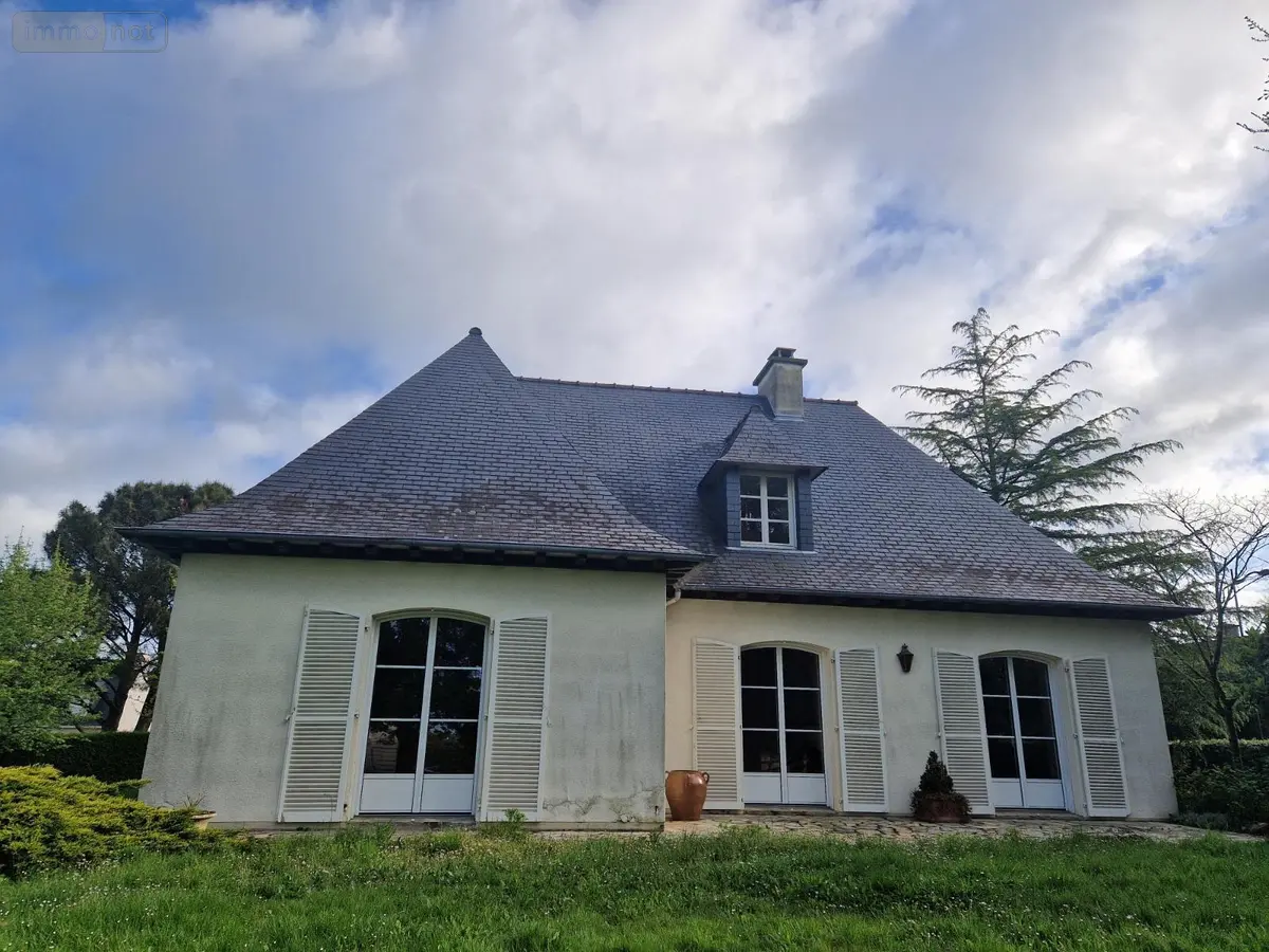 Location maison Châteaugiron 35410 Ille-et-Vilaine 35 134 m2 5 pièces 1200 euros LOC 36 001