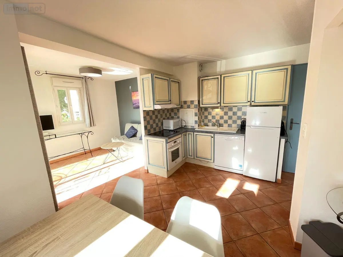 Appartement a vendre Gréoux-les-Bains 04800 Alpes-de-Haute-Provence 04 37 m2 2 pièces 98280 euros 025/1914 001