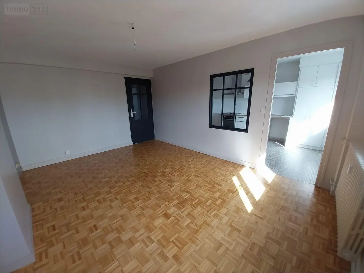 Appartement a vendre Vitré 35500 Ille-et-Vilaine 35 65 m2 3 pièces 167040 euros 35131-120 001