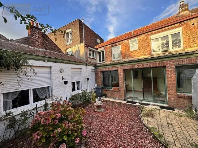 Immeuble de rapport a vendre Lille 59000 Nord 59 167 m2 499800 euros LC921 001