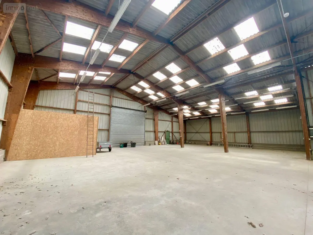 Location fonds et murs commerciaux Le Mans 72000 Sarthe 72 225 m2 1200 euros 72122-1404 001