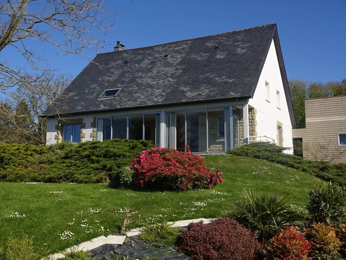 Maison a vendre Saint-Georges-de-Reintembault 35420 Ille-et-Vilaine 35 210 m2 9 pièces 408200 euros 036/786 001