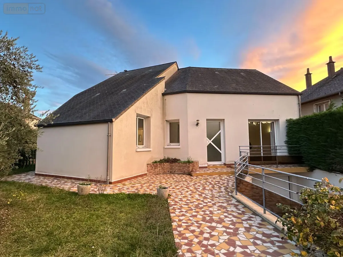 Maison a vendre Amboise 37400 Indre-et-Loire 37 131 m2 5 pièces 345767 euros 12101/1307 001