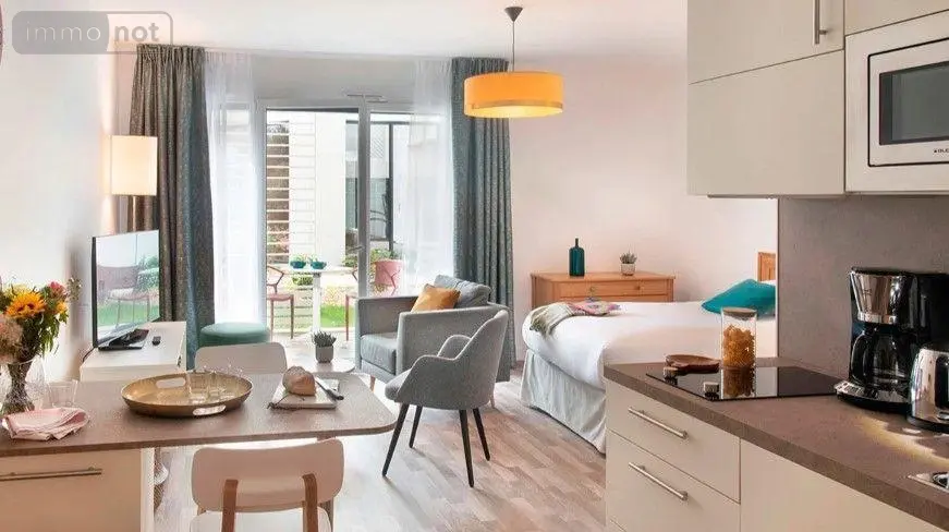 Appartement a vendre Rennes 35000 Ille-et-Vilaine 35 33 m2 1 pièce 103000 euros CHEUVREUX/39 001